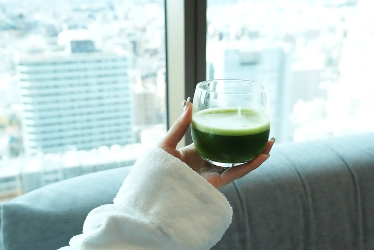 抹茶に含まれる成分とその効果:美と健康を支える日本のスーパーフード